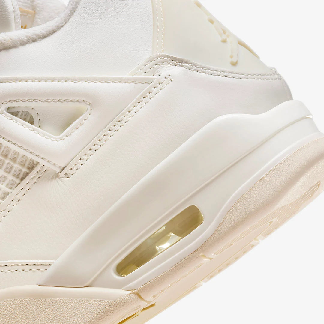 Air Jordan 4 Retro W "White Metallic Gold"